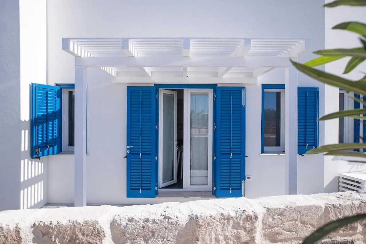Egida Camere Mediterranee Favignana 0*,  Italia